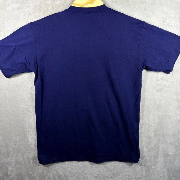 VINTAGE 90s Beach Club Jerzees Mens Graphic T Shirt Navy Textured USA Made - Picture 8 of 8
